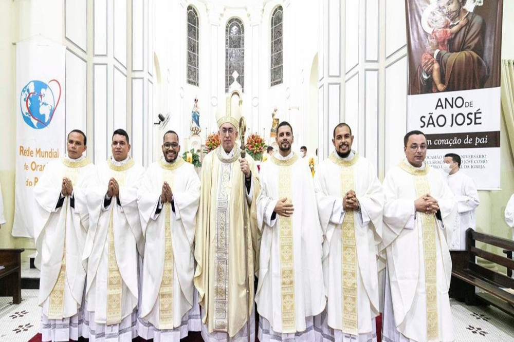 Bispo Diocesano - Diocese de Nazaré
